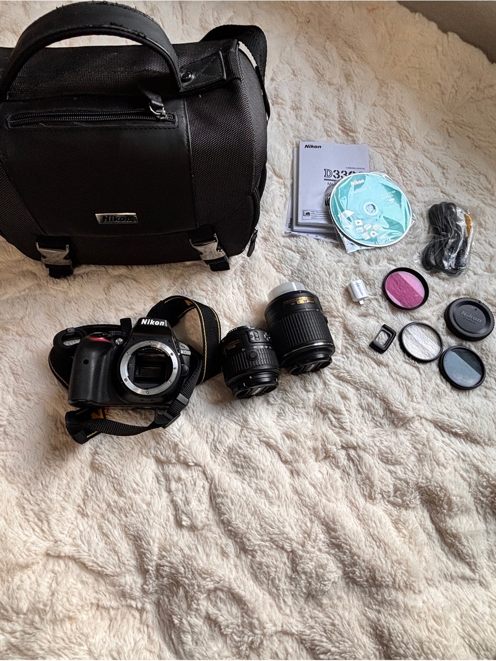 Nikon D3300 DX VR DSLR Full Bundle Kit